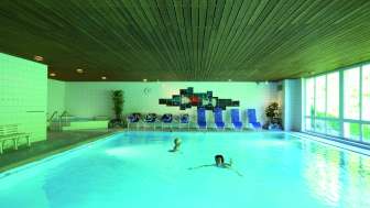 Dorfplatz Oberhelfenschwil / Solebad